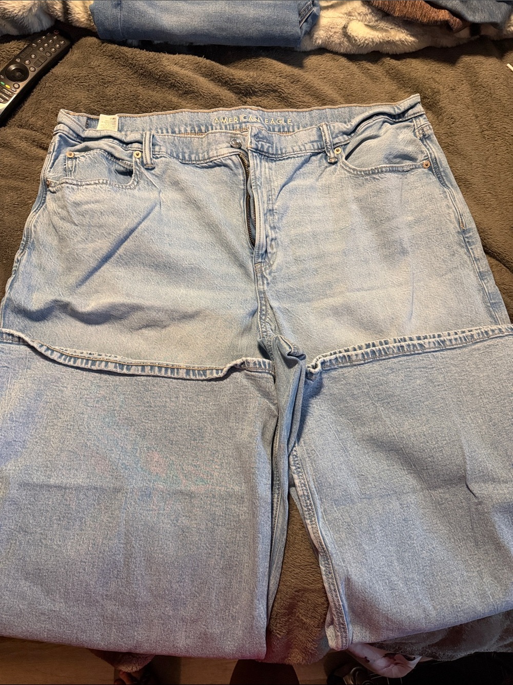 American Eagle Outfitters Light Blue Relaxed womens Jeans